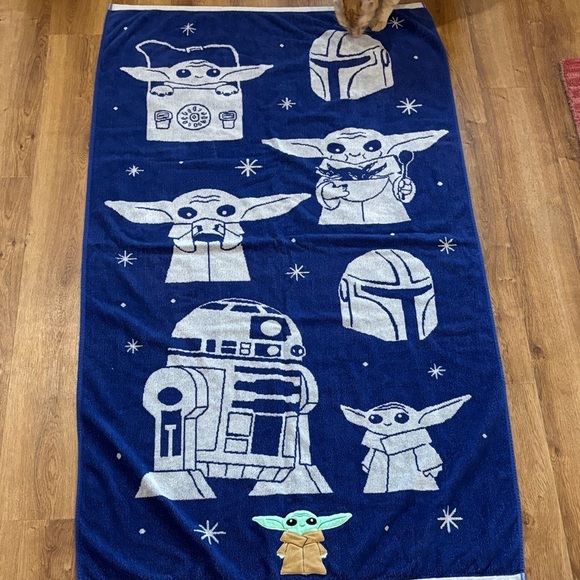 Star Wars Other - Star Wars Blue Towel with Characters